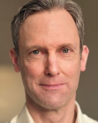 Photo of Simon Clive, Psychotherapist, DCounsPsych, BACP