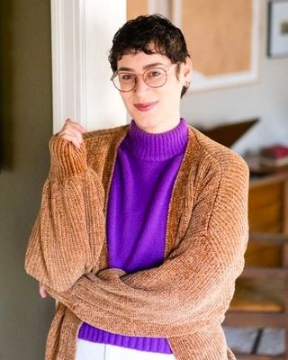 Photo of Dori Ginsburg, Licensed Master Social Worker, LMSW