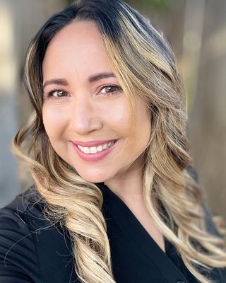 Photo of Darbie Lastra, Marriage & Family Therapist Associate, AMFT