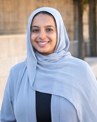 Photo of Zainab Waheed, EMDR, IFS, Pre-Licensed Professional