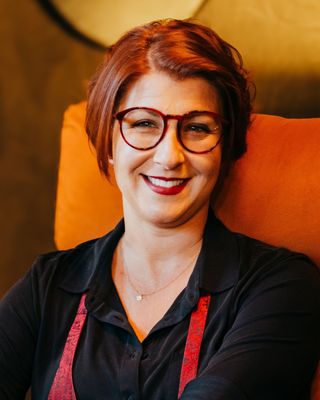 Photo of Jacqui Boles, Marriage & Family Therapist, LMFT, BC-TMH, ATR