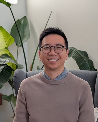 Photo of Kelvin Hau, Registered Social Worker, MSW, RSW