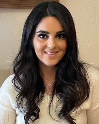 Photo of Veronica Netniss, Associate Professional Clinical Counselor, MEd, MS, APCC