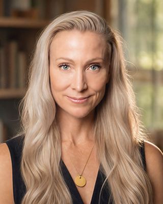Photo of Åsa Woodman Hoffmann, Clinical Social Work/Therapist, MA, LMFT