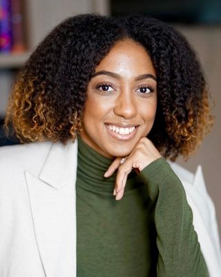 Photo of Allia Burton, Clinical Social Work/Therapist, LCSW
