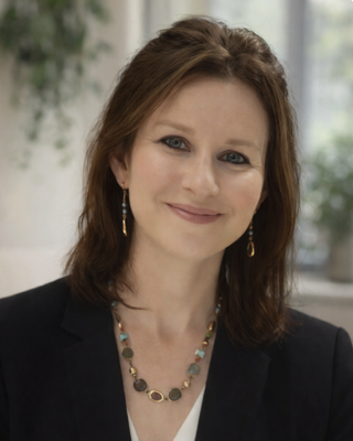 Photo of Dr. Sara McNally, Psychotherapist, PhD, Pre-Accredited Member IACP