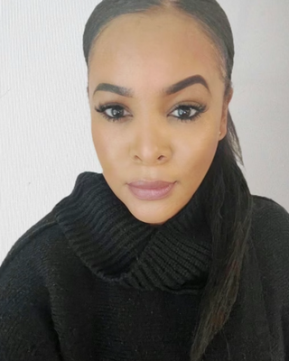Photo of LaShonda Hill, Marriage & Family Therapist, LMFT