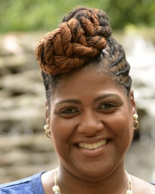 Photo of Dwonna Lenoir Thompson, Licensed Professional Counselor