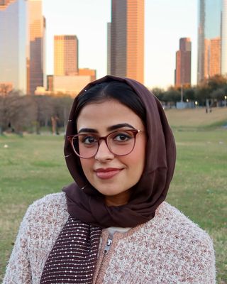 Photo of Zainub Mallick, Psychologist, PsyD, HSP