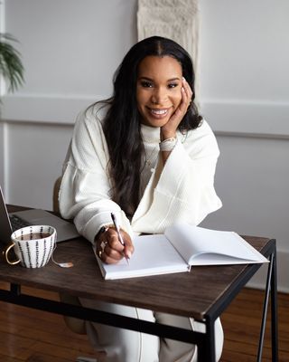 Photo of Shay Reeves, Marriage & Family Therapist, LMFT