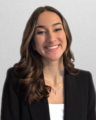 Photo of Madison Marconi-Furgiuele, Registered Psychotherapist (Qualifying), MACP