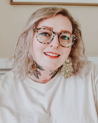 Photo of Emily Crawford, Marriage & Family Therapist, LMFT, PMH-C