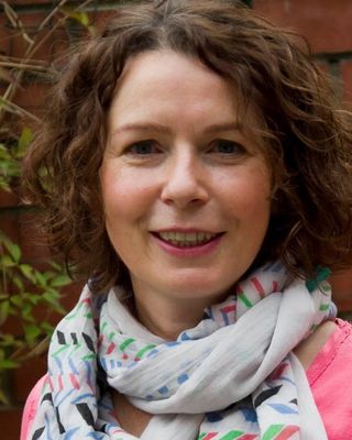 Photo of Genevieve Lowes, Psychotherapist, PsychD, ACP