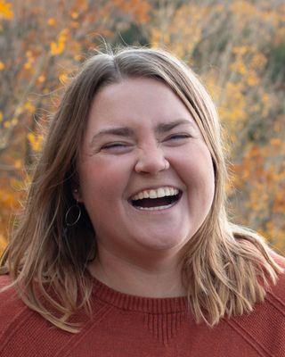 Photo of Liz McCooey, Clinical Social Work/Therapist, LCSW