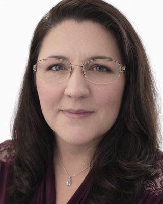 Photo of Julianna Szczepanski, Registered Psychotherapist (Qualifying), MACP, MEd