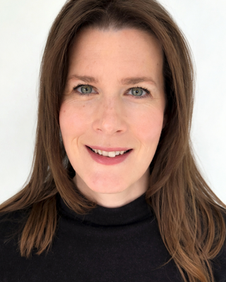 Photo of Dr Rachael Bratley, Psychologist, PsychD, HCPC - Couns. Psych.