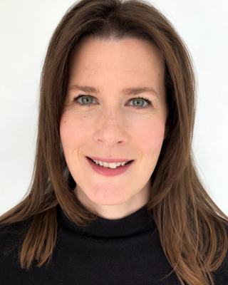 Photo of Dr Rachael Bratley, Psychologist, PsychD, HCPC - Couns. Psych.
