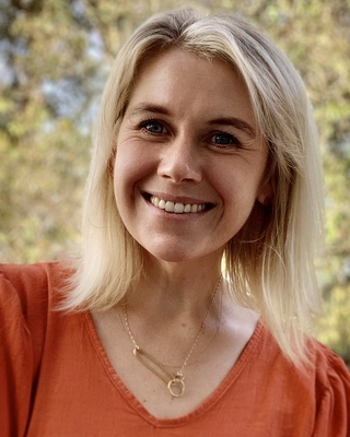 Photo of Dr. Lauren Ogren, Marriage & Family Therapist in San Anselmo, CA