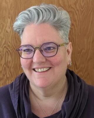 Photo of Tara K Farrell, LPCC, LMHC, Licensed Professional Clinical Counselor in Santa Rosa