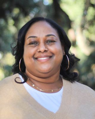 Photo of Rona Pichon, Psychiatric Nurse Practitioner, MSN, APRN, PMHNP