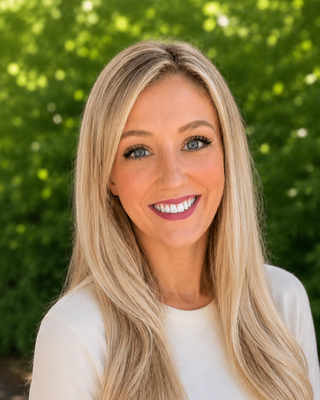 Photo of Miranda Bostic, Psychiatric Nurse Practitioner, PMHNP