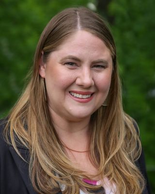 Photo of Tracy Grochow, Pre-Licensed Professional, MA