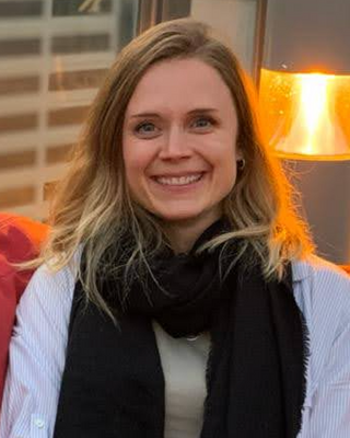 Photo of Emily Macgregor, Registered Psychotherapist in Central Toronto, Toronto, ON