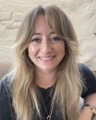 Photo of Jessie Zeina, Psychotherapist, MSc, MBACP