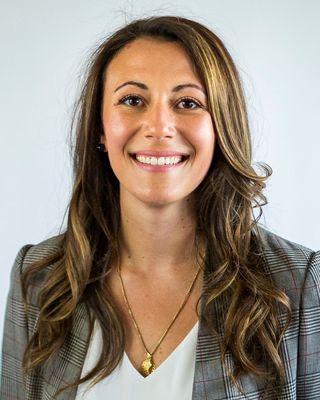 Photo of Dr. Alissa Priolo, Registered Provisional Psychologist in Calgary, AB