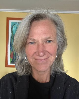 Photo of Manny Neuzil, Psychologist, MA