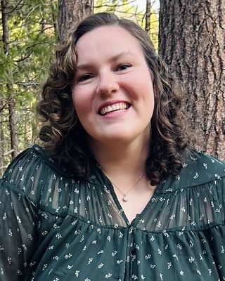 Photo of Clare Henderson, Psychologist, PhD