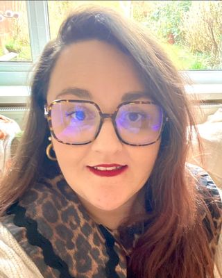 Photo of Dr Amy Peters - Dr Amy Peters - Perinatal Clinical Psychologist , Psychologist, PsychD, HCPC - Clin. Psych.