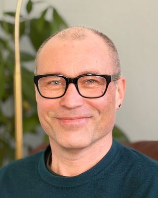 Photo of Grahame Foreman, Marriage & Family Therapist Associate, MA, AMFT