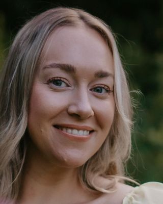 Photo of Jennifer Hamilton, Psychotherapist, DCounsPsych, MNCPS Acc.