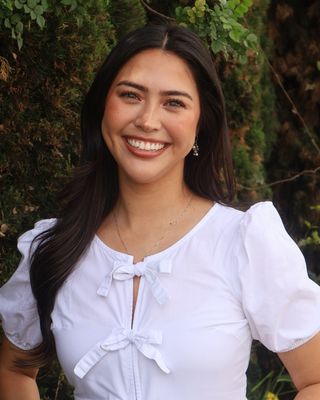 Photo of Vanessa Ramirez, Marriage & Family Therapist, LMFT