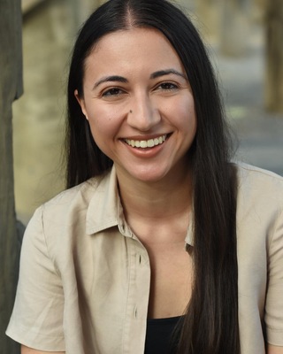 Photo of Laura Viana Lopez - Elysium Psychology, Psychologist in Briar Hill, VIC
