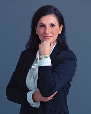 Photo of Sara Galloro-De Faveri - InnerSight Psychotherapy Inc, Registered Psychotherapist (Qualifying), MA, BA, DIP