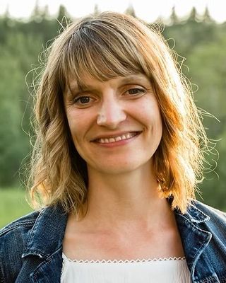 Photo of Larisa Jeffares, Counsellor, CT