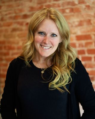 Photo of Beth Battersby, Clinical Social Work/Therapist, MSW, LCSW, EMDR-t, CAMS-t