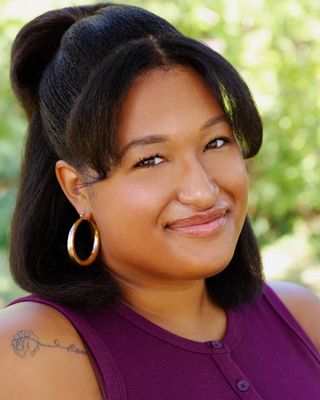 Photo of Alexandria Searcy, Clinical Social Work/Therapist, LMSW