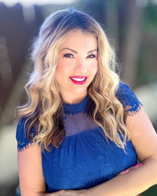 Photo of Erika Garza, Marriage & Family Therapist, MA, LMFT