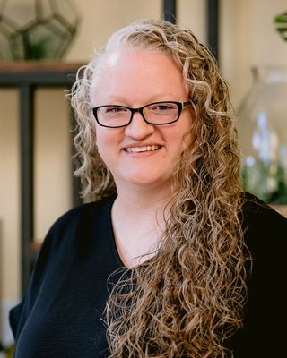 Photo of Beckie Comer, Clinical Social Work/Therapist, LCSW, CCPS-C