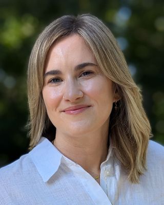 Photo of Alison James, Registered Psychotherapist, BAH, MA, RP
