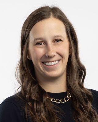 Photo of Danielle Robertson - Danielle - LGBTQ+ | Anxiety | Depression 🌈, Registered Psychotherapist (Qualifying)