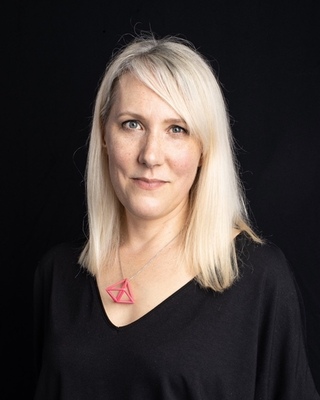 Photo of Elaine Kasket, Psychologist in EC1A, England