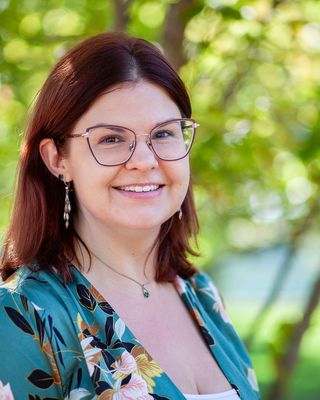 Photo of Allie Fields, Licensed Social Worker, MSW, LSW
