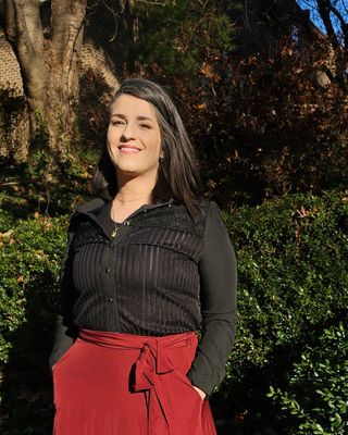 Photo of Jessica Calys, Pre-Licensed Professional, MSW