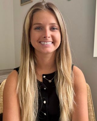 Photo of Erin Whalen, Pre-Licensed Professional