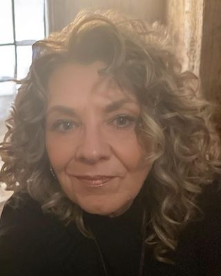 Photo of Shelly Murphy, Registered Social Worker, MSW, RSW