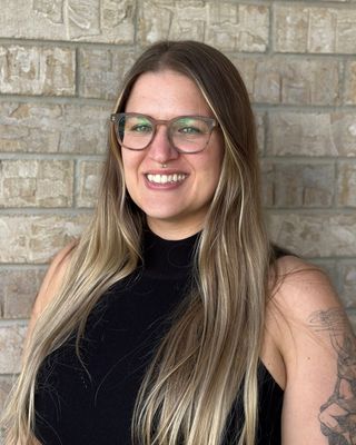 Photo of Lauren Qualls, Counselor, LMHC